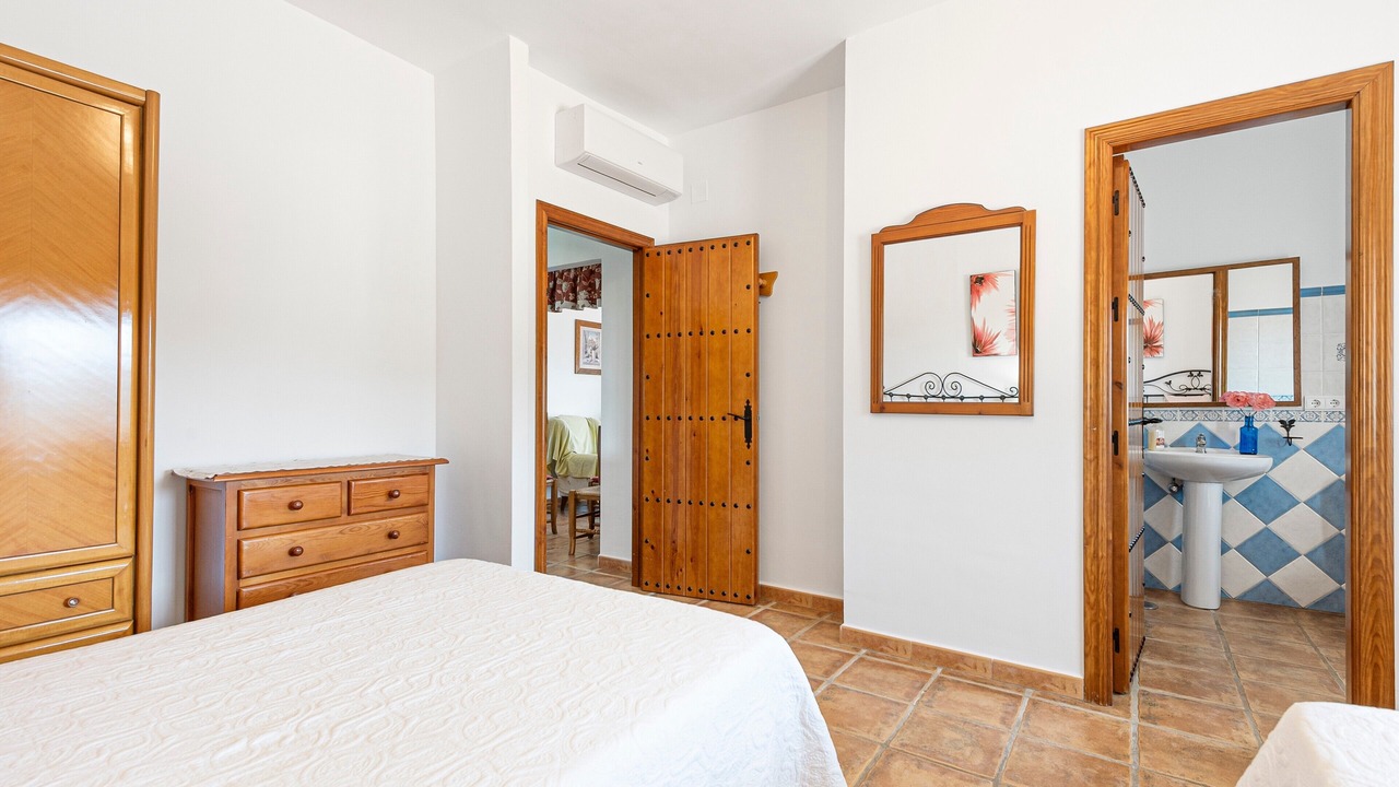 Photo of Bedroom in Comares