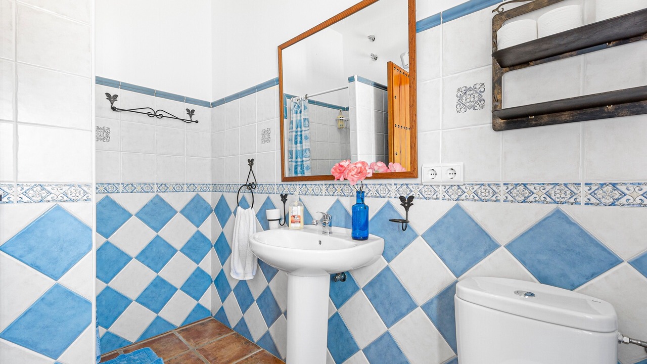 Photo of Bathroom in Comares