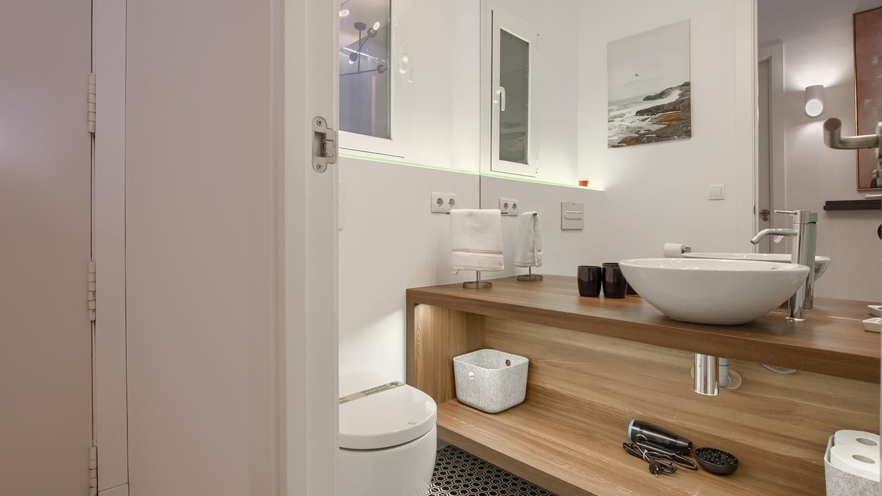 Photo of Bathroom in Embajadores