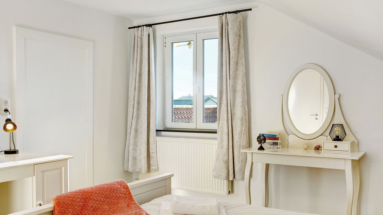 Photo of Bedroom in Perach