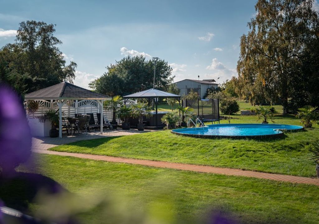 Photo of Outdoor in Neppermin