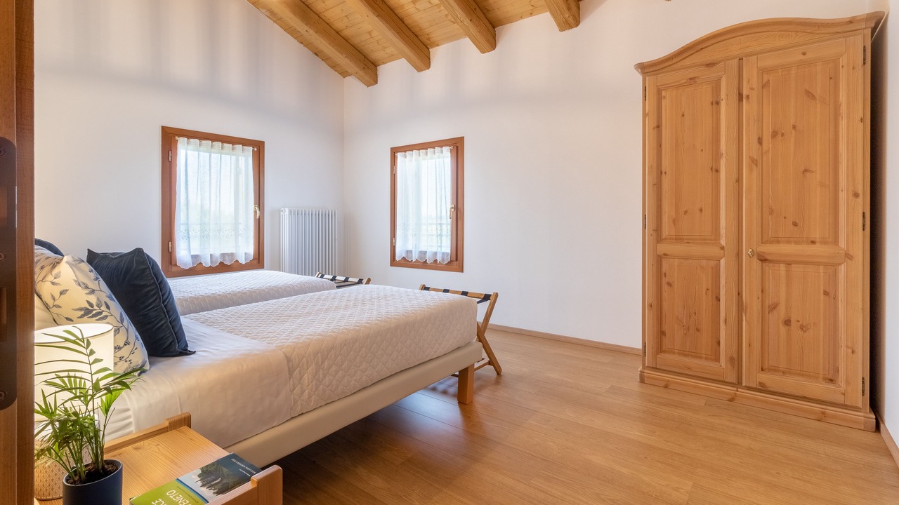 Photo of Bedroom in Marcon
