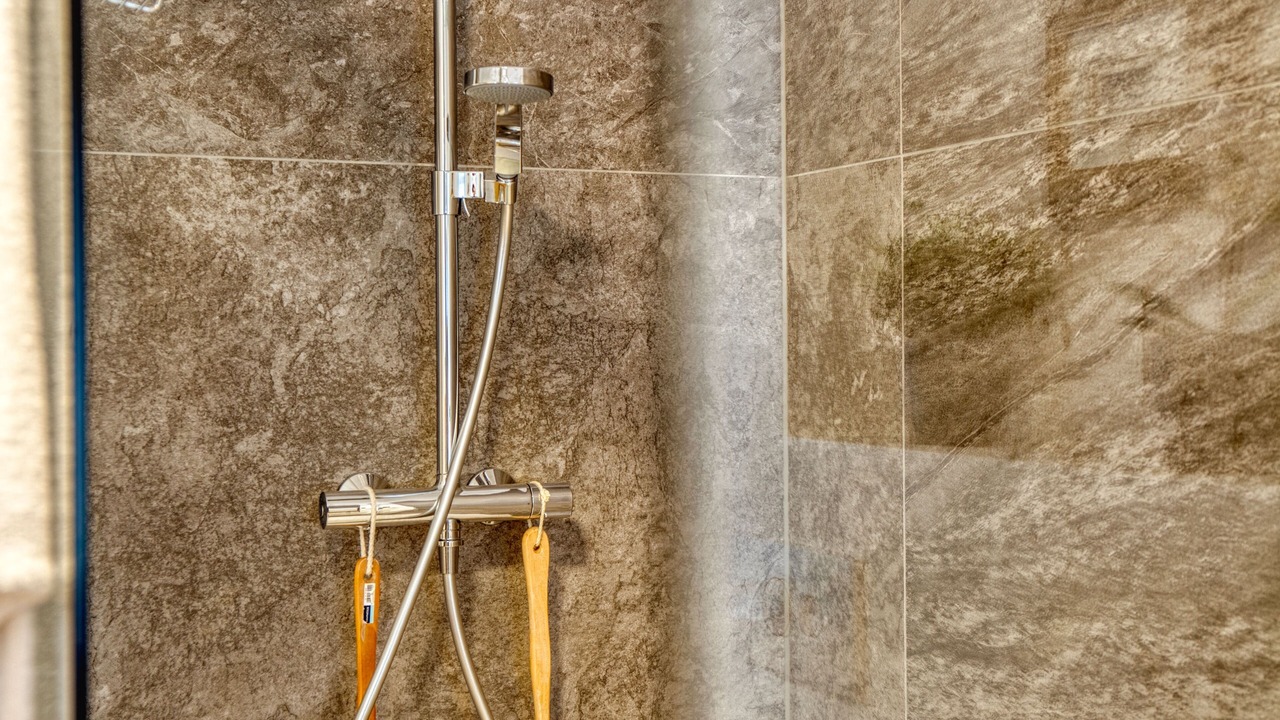 Photo of Bathroom in Anras