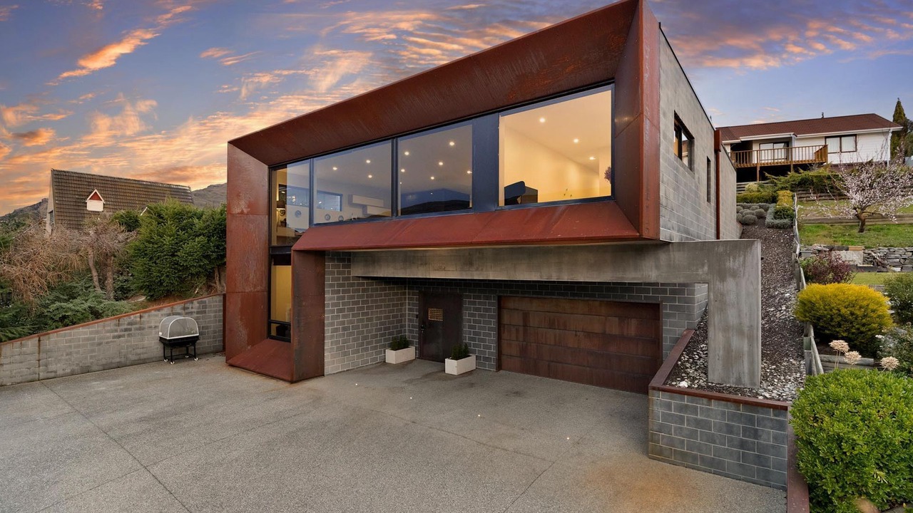 Photo of Outdoor in Kelvin Heights