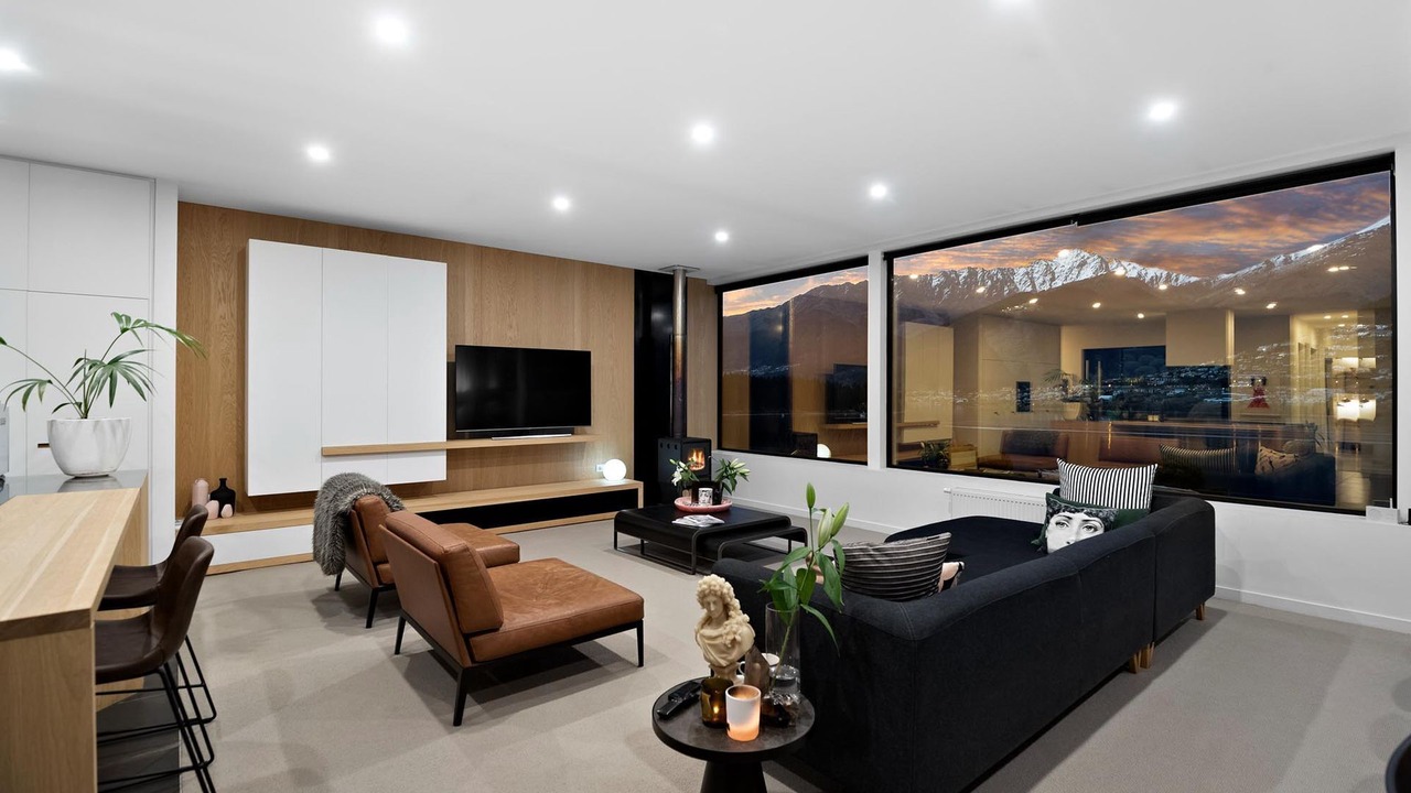 Photo of Livingroom in Kelvin Heights