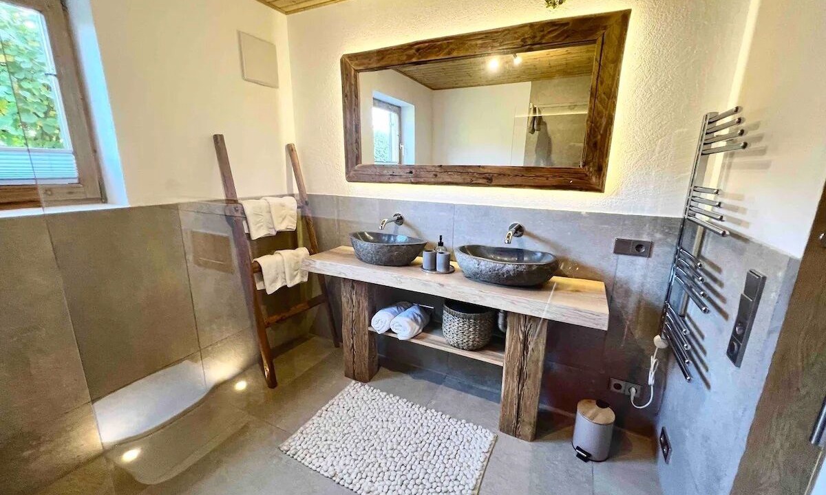 Photo of Bathroom in Buching
