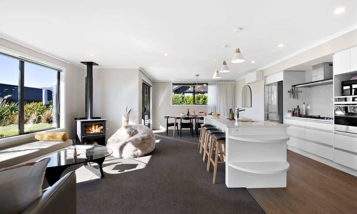 Photo of Kitchen in Kawarau Falls