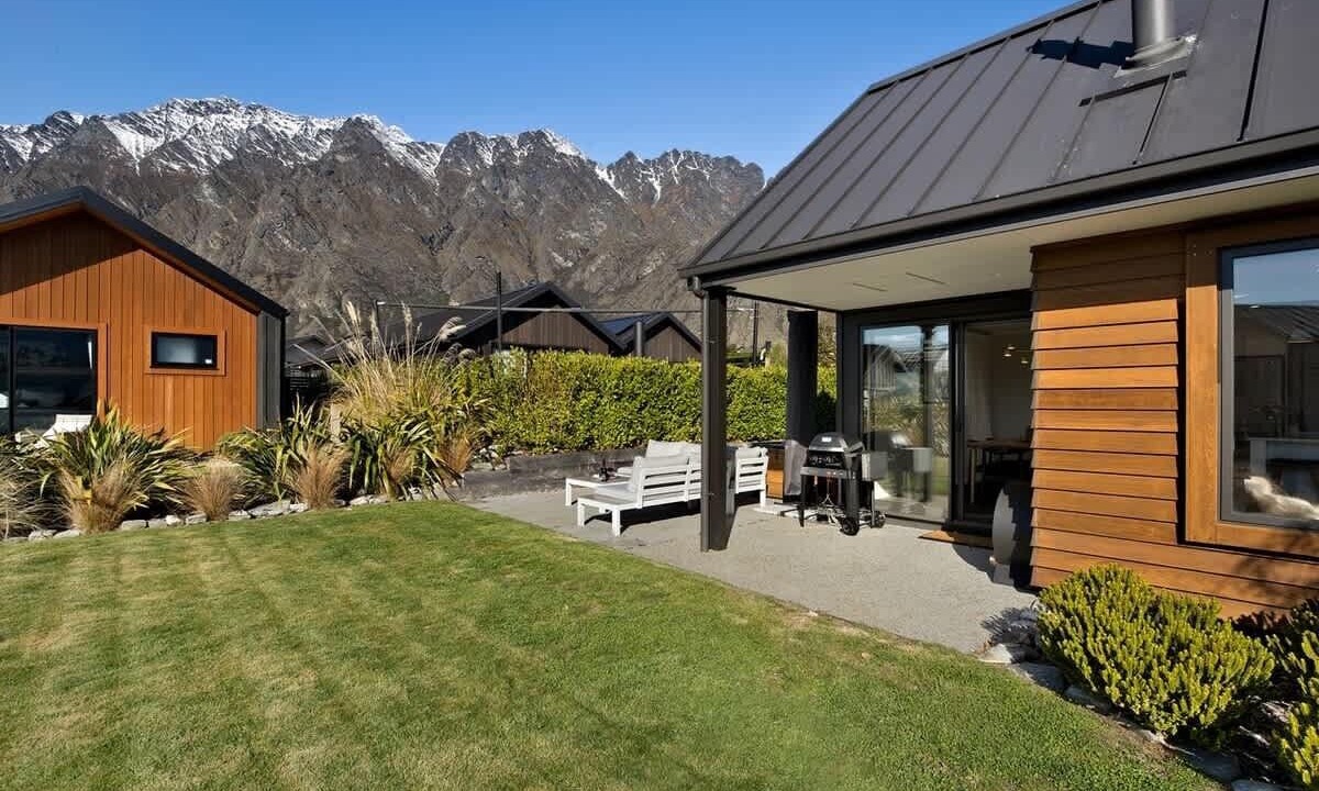 Photo of Patio Balcony in Kawarau Falls