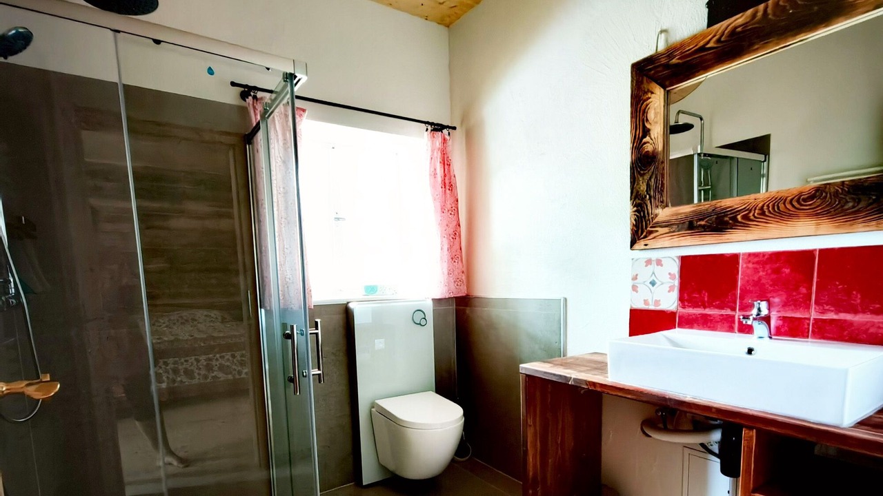 Photo of Bathroom in Halfing