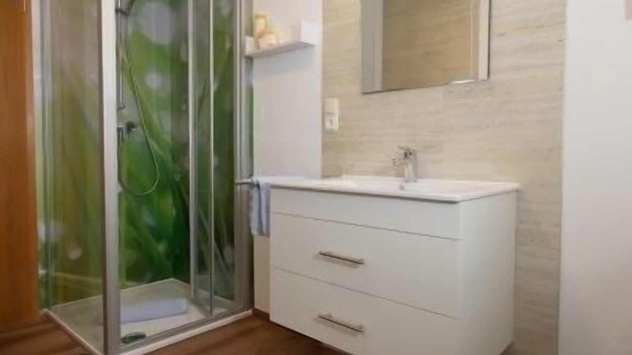 Photo of Bathroom in Schraden