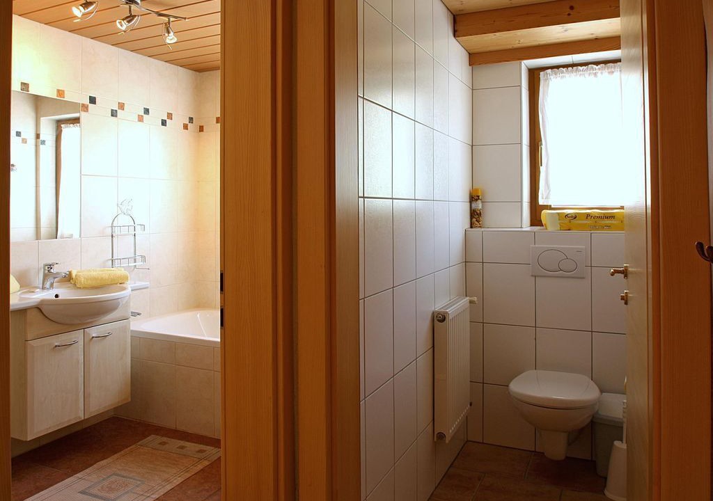 Photo of Bathroom in Außerweerberg