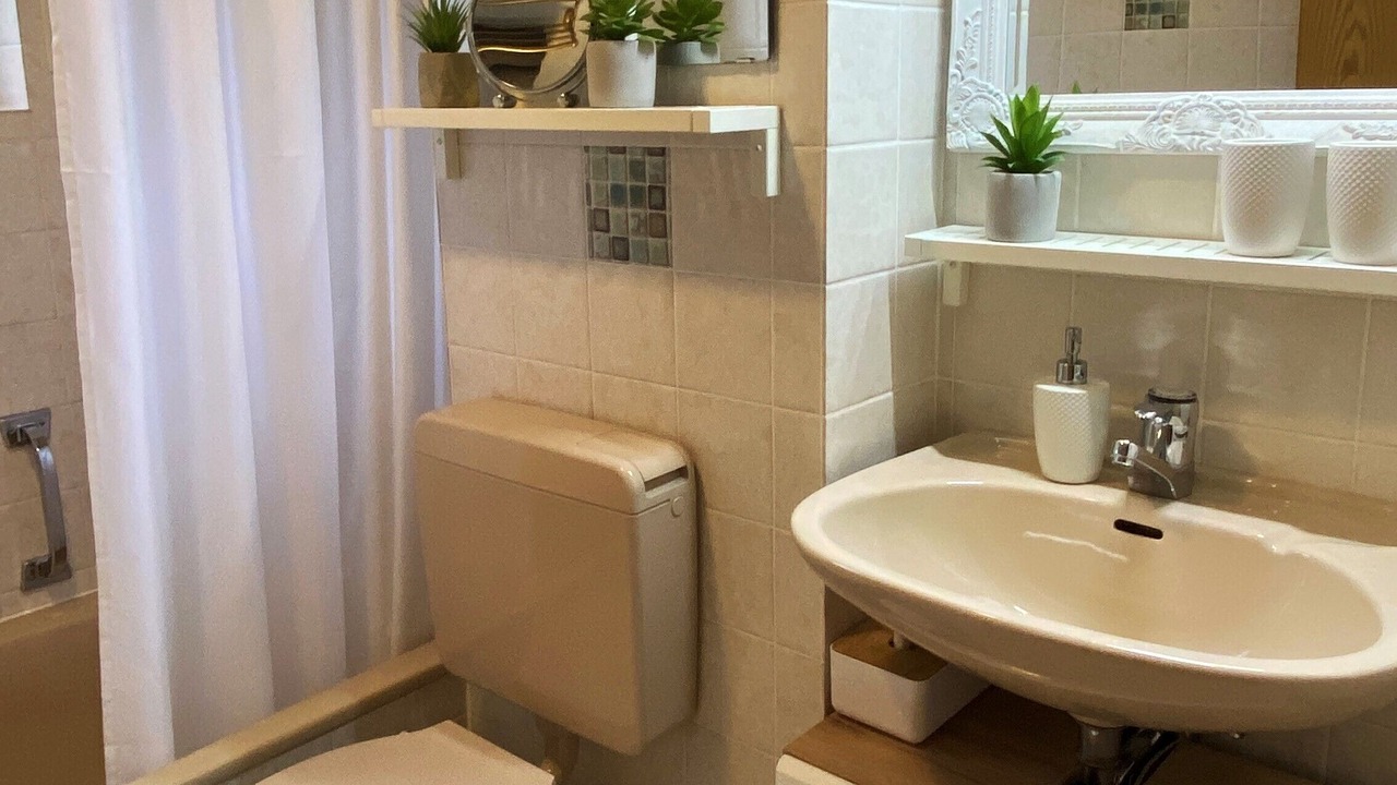 Photo of Bathroom in Irsengund