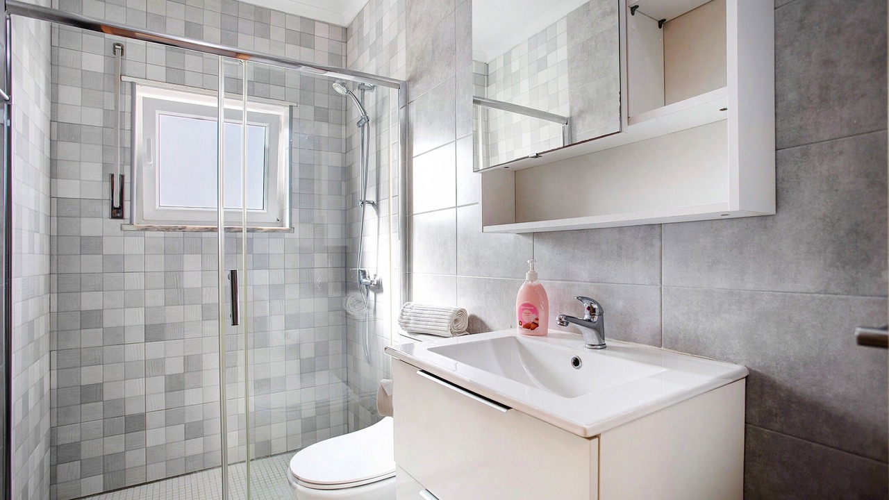 Photo of Bathroom in Baleal