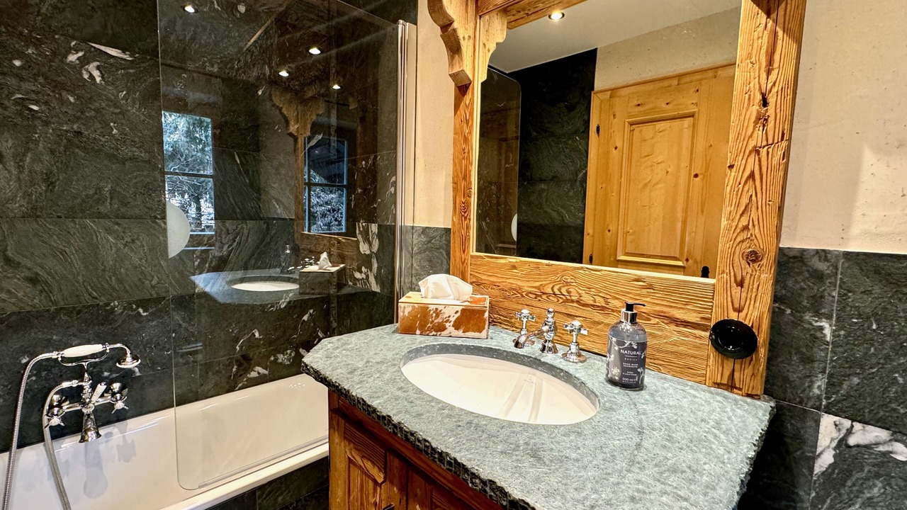 Photo of Bathroom in Hallerndorf