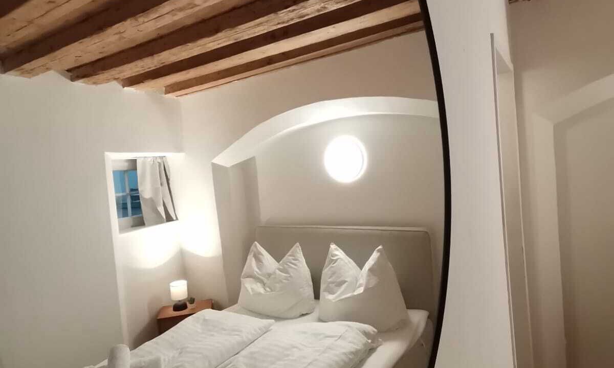 Photo of Bedroom in Innsbruck City Centre