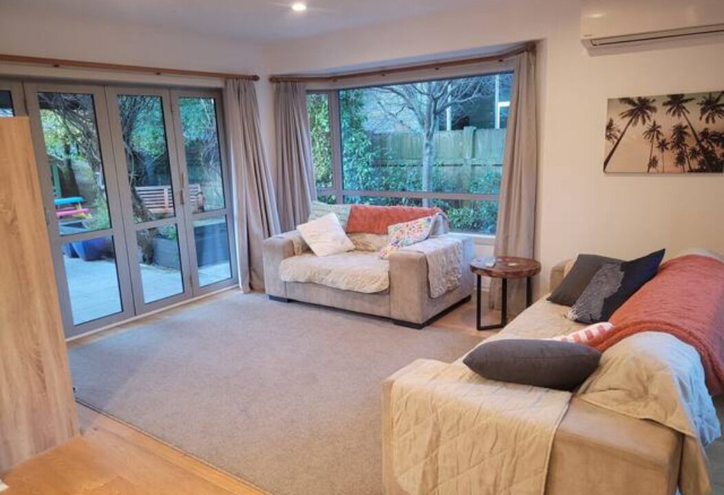 Photo of Livingroom in Arthur's Point
