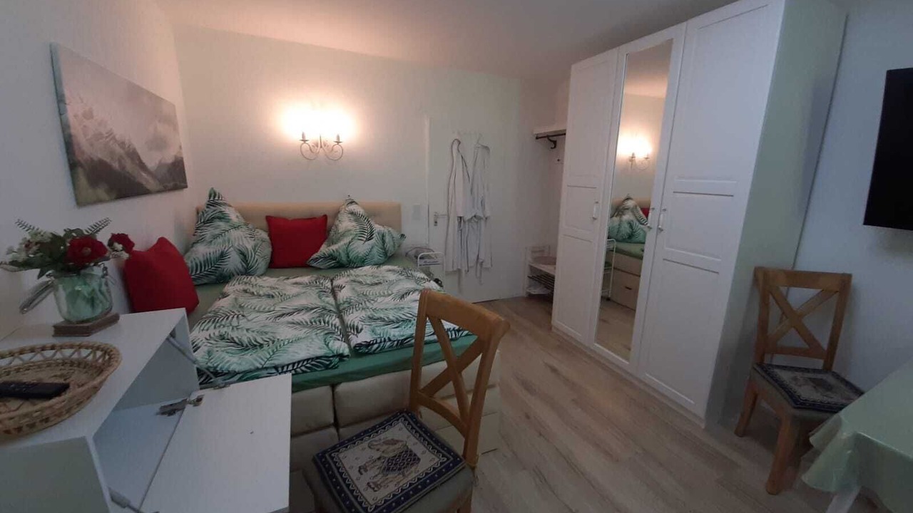 Photo of Bedroom in Bad Reichenhall
