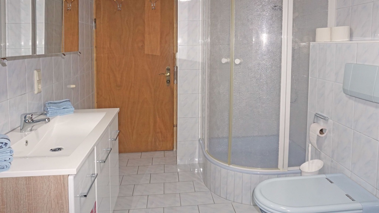 Photo of Bathroom in Flirsch
