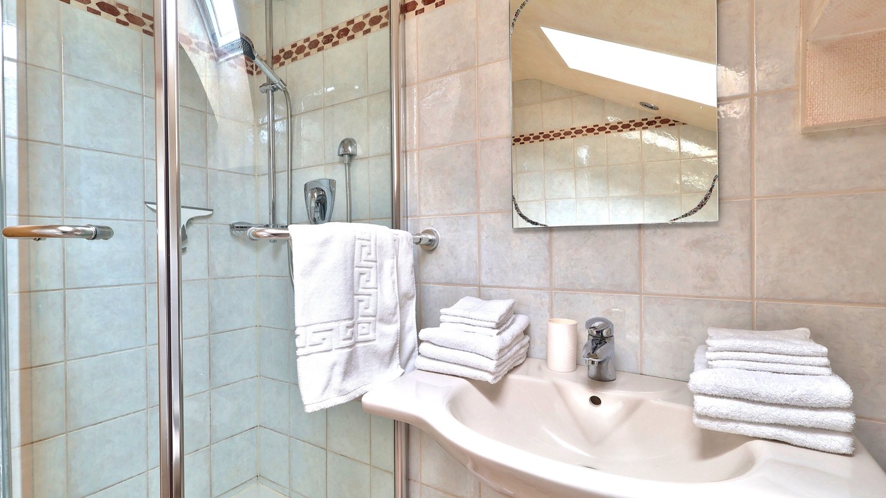 Photo of Bathroom in Erling