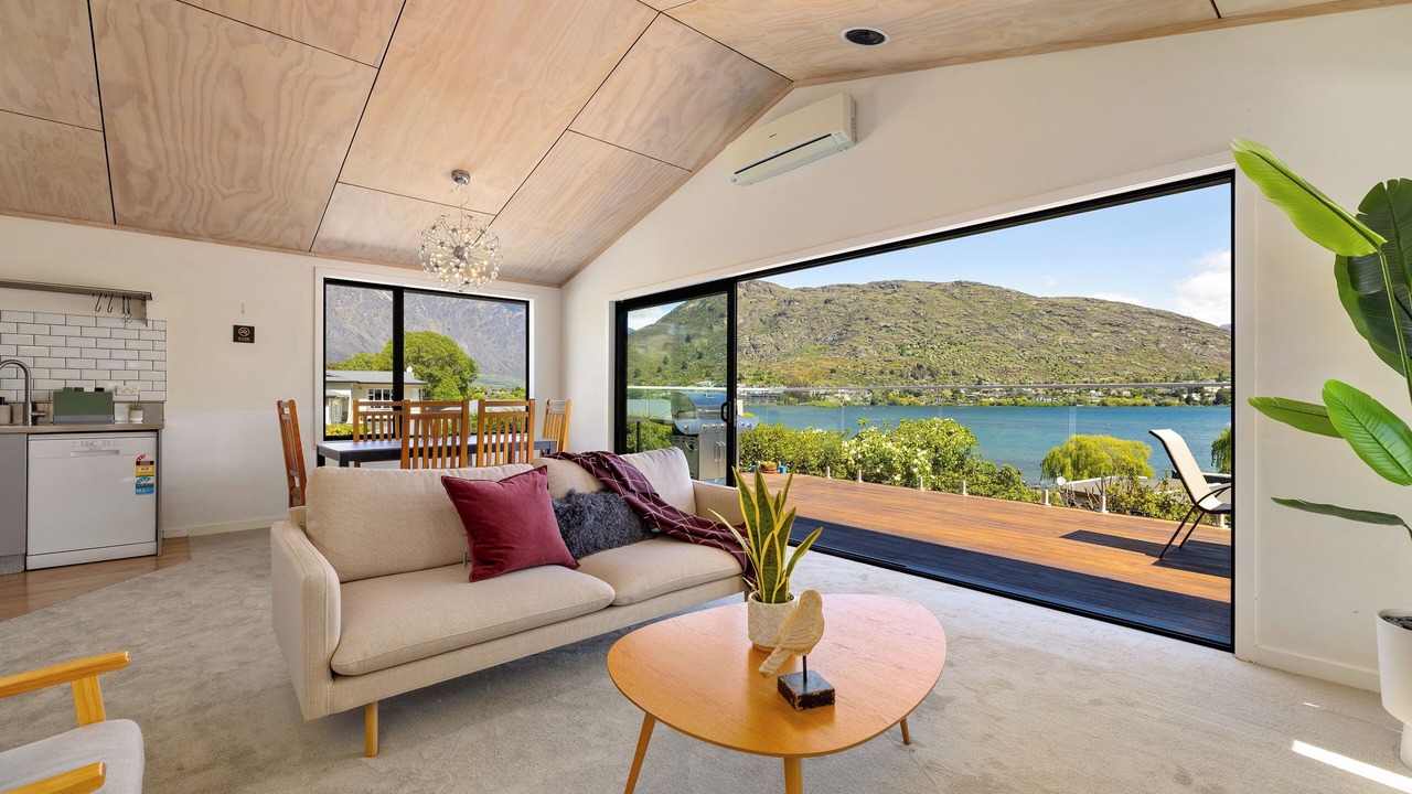 Photo of Livingroom in Frankton