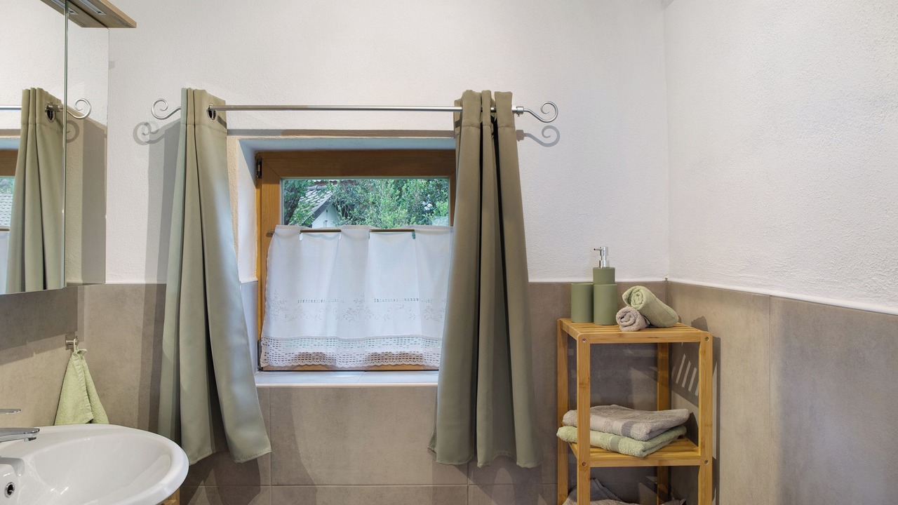 Photo of Bathroom in Farchant