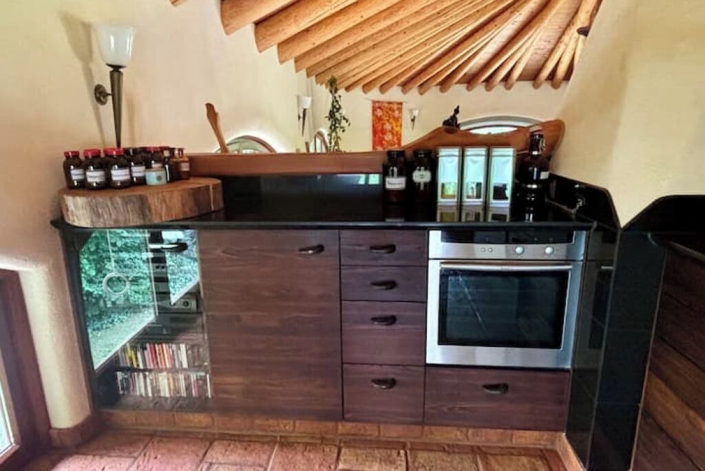 Photo of Kitchen in Rottenberg