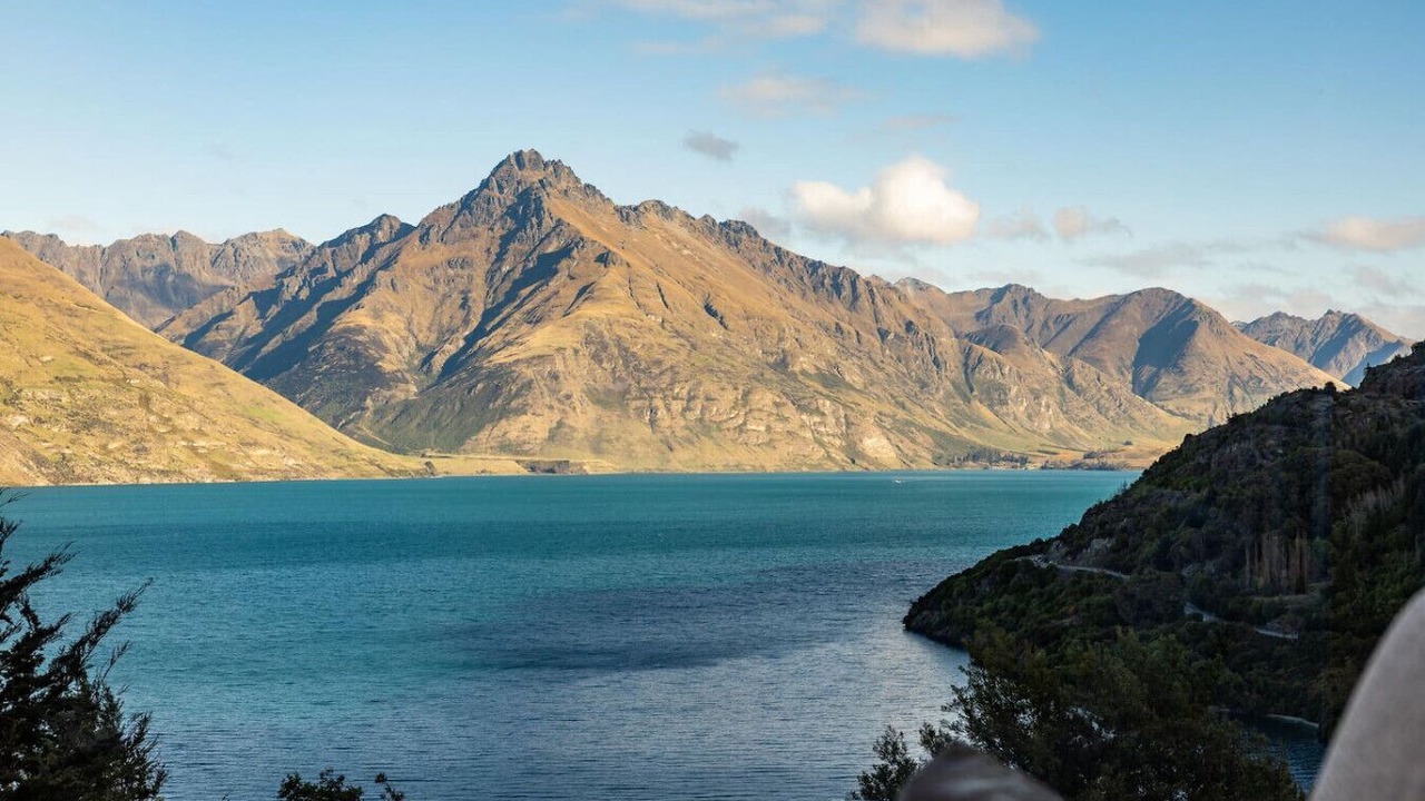 Photo of Others in Sunshine Bay