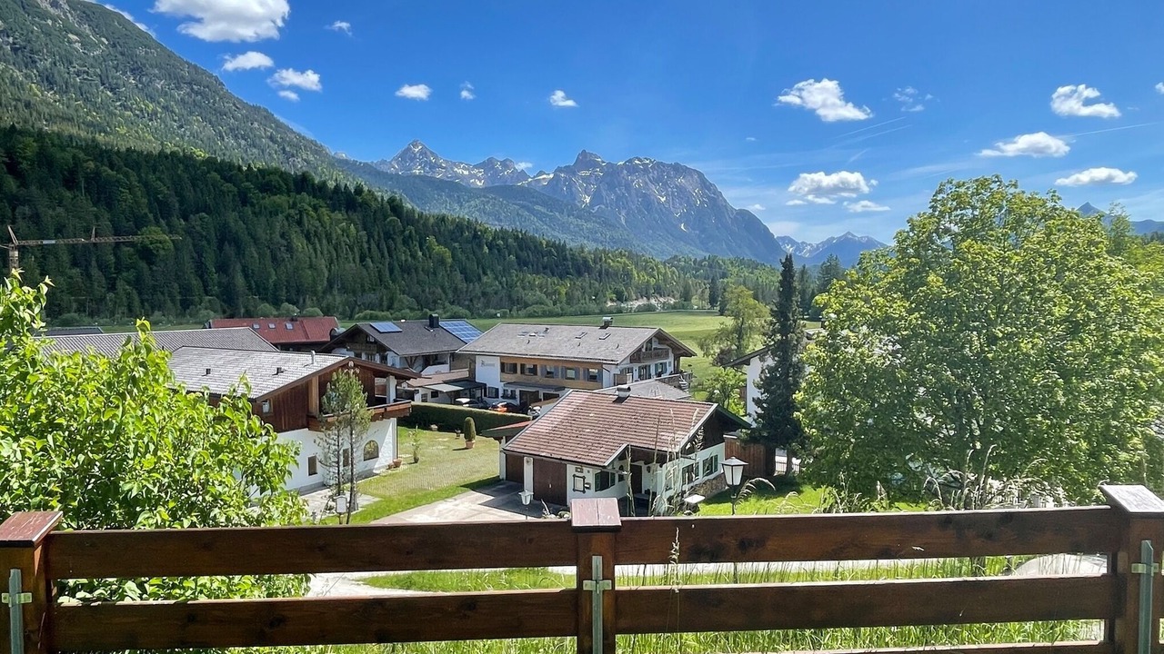 Photo of Outdoor in Kruen