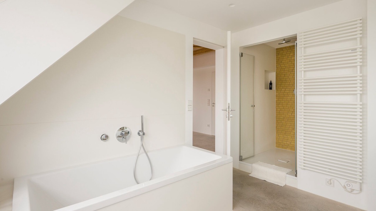Photo of Bathroom in Neuschwabing