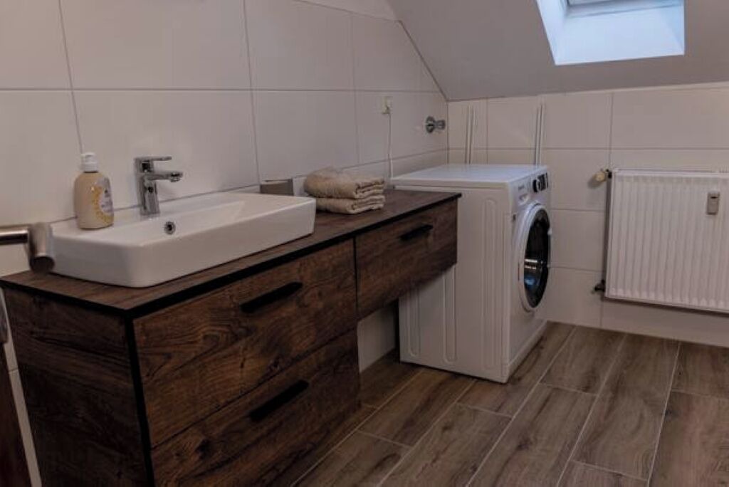 Photo of Bathroom in Buer