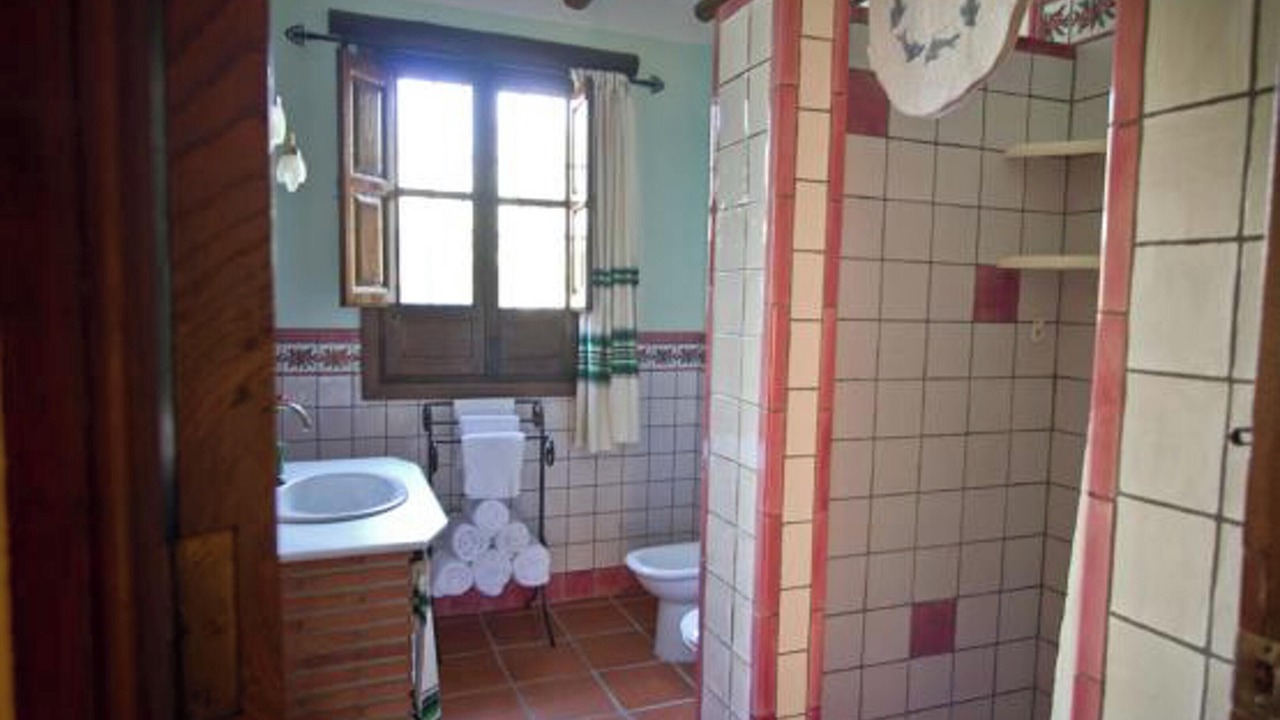 Photo of Bathroom in Orgiva