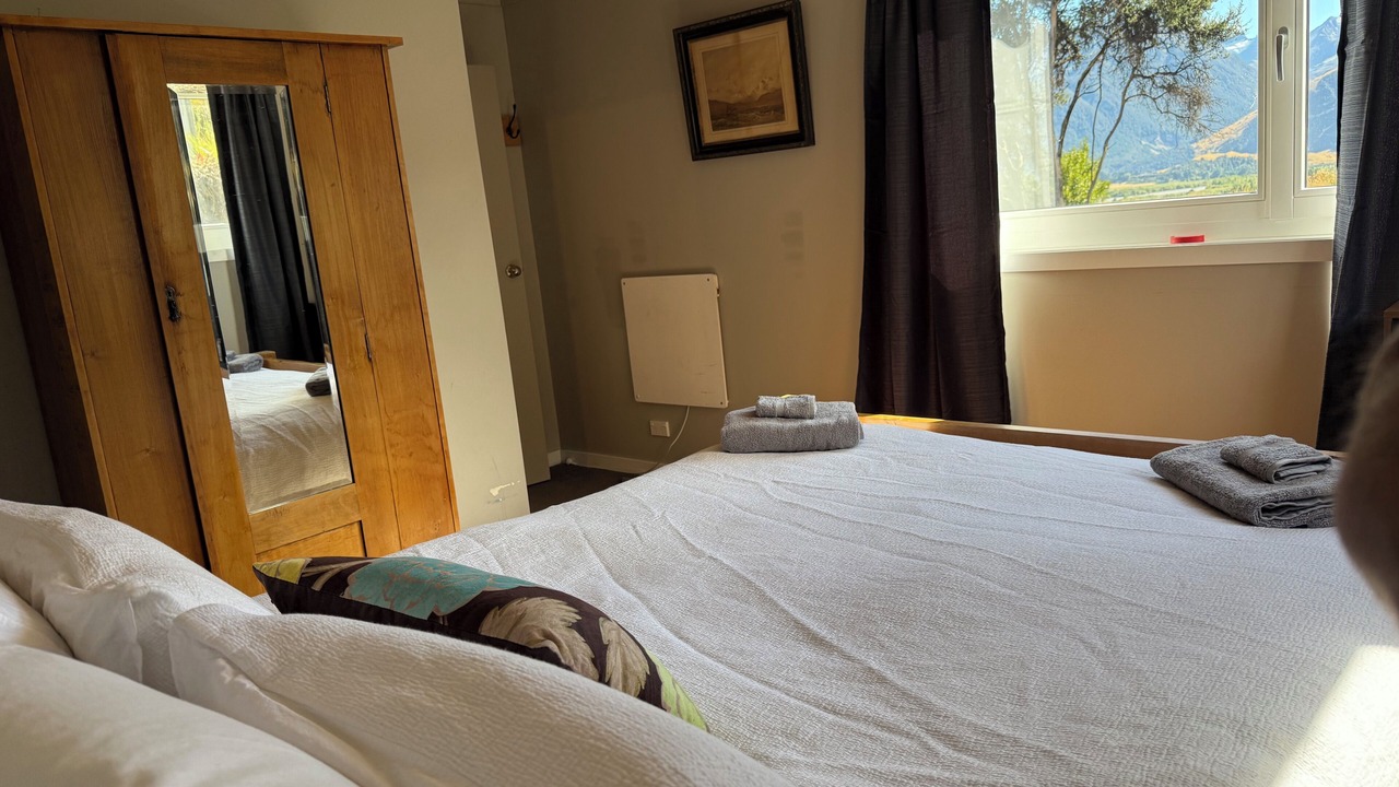 Photo of Bedroom in Glenorchy
