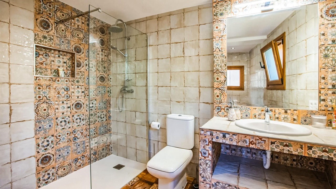 Photo of Bathroom in Turre