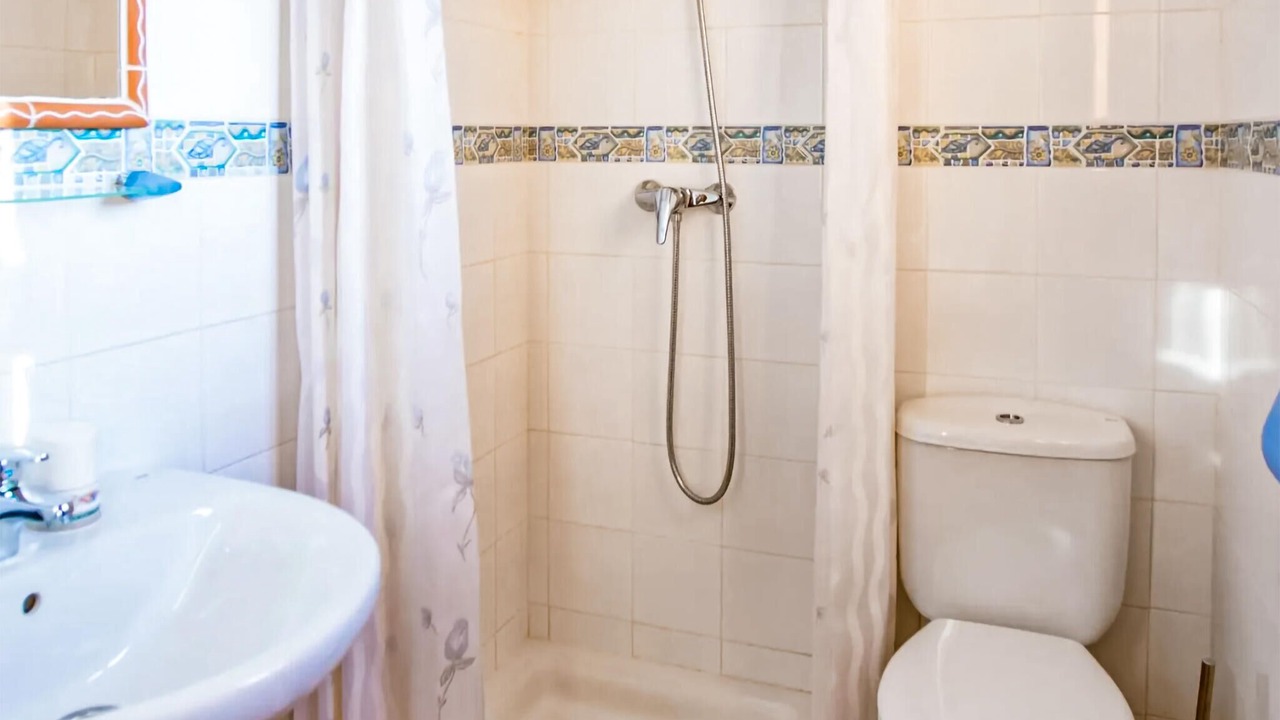 Photo of Bathroom in Turre
