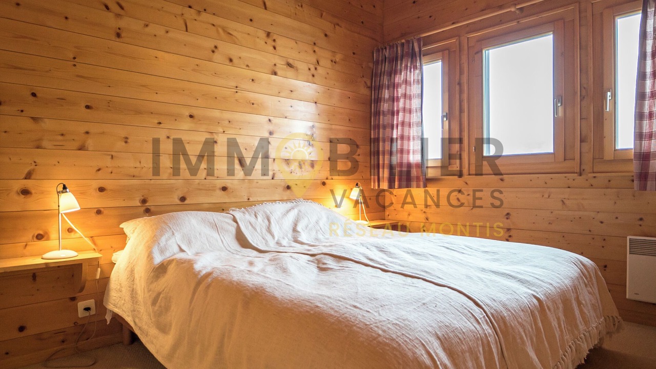 Photo of Bedroom in Saint-Luc