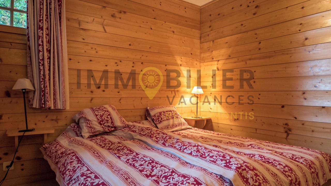 Photo of Bedroom in Saint-Luc