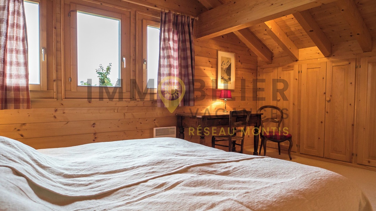 Photo of Bedroom in Saint-Luc