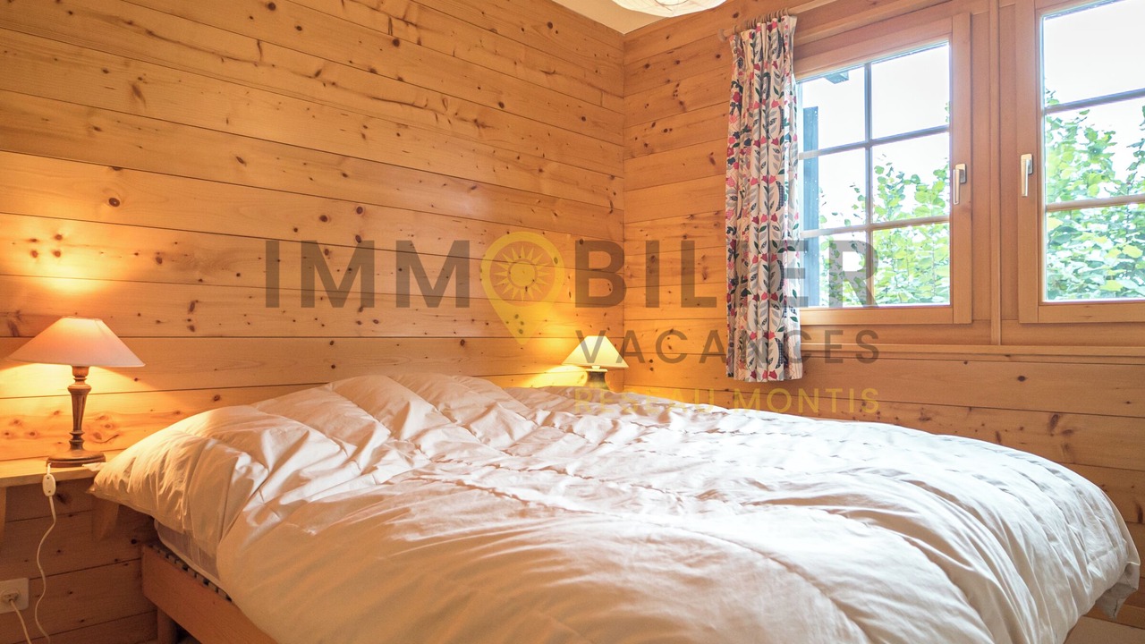 Photo of Bedroom in Saint-Luc