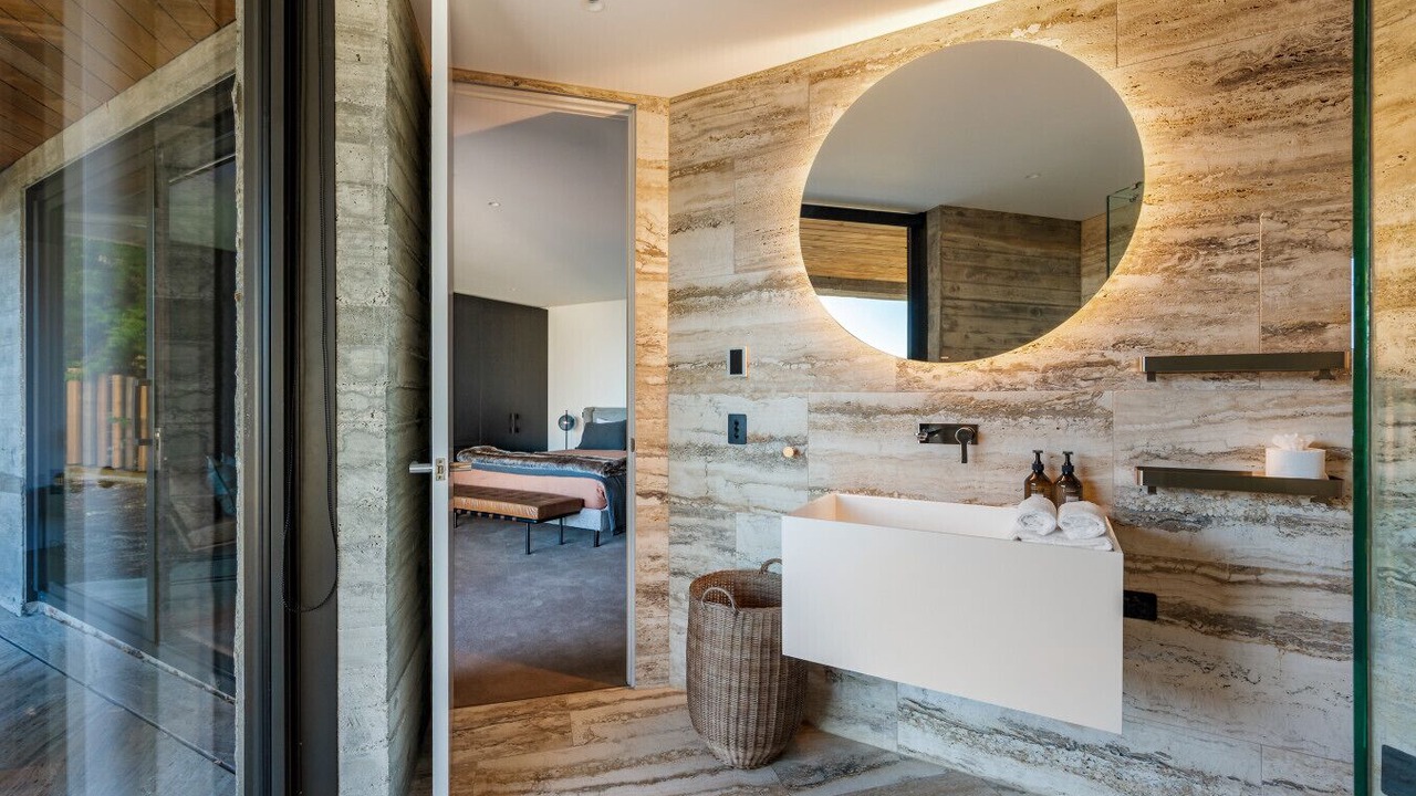 Photo of Bedroom in Queenstown City Centre