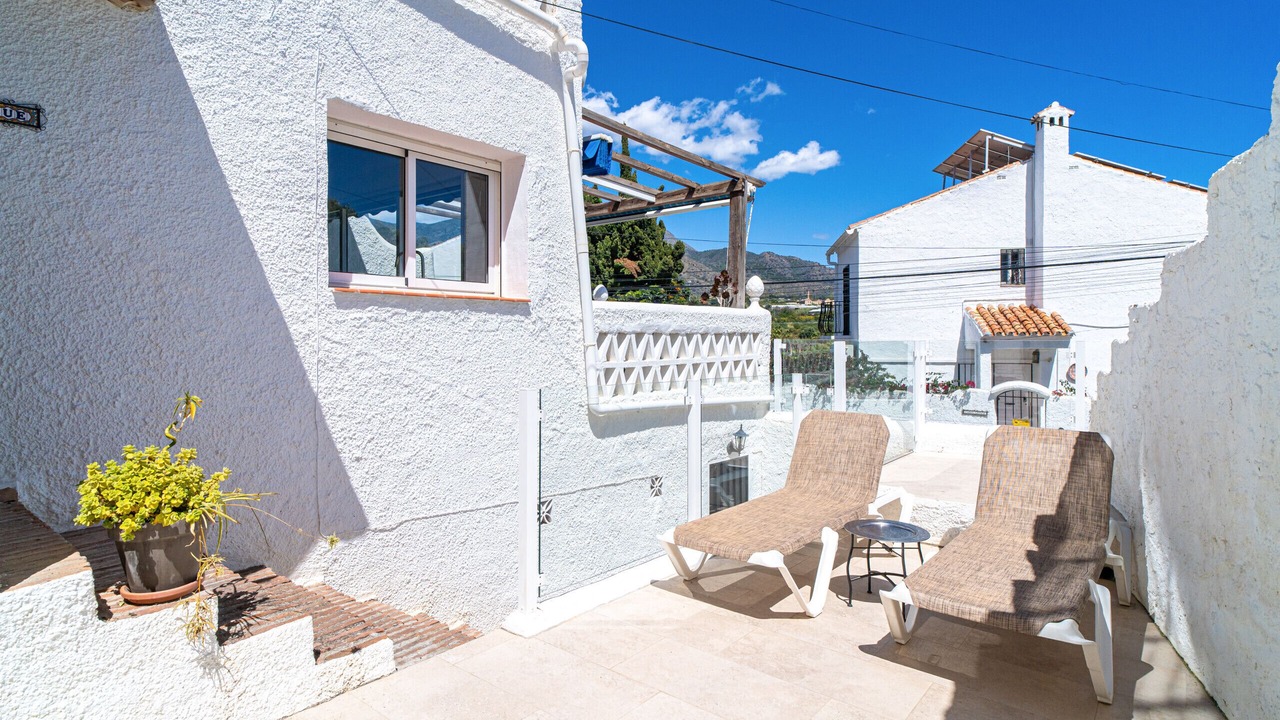 Photo of Patio Balcony in Chimenea
