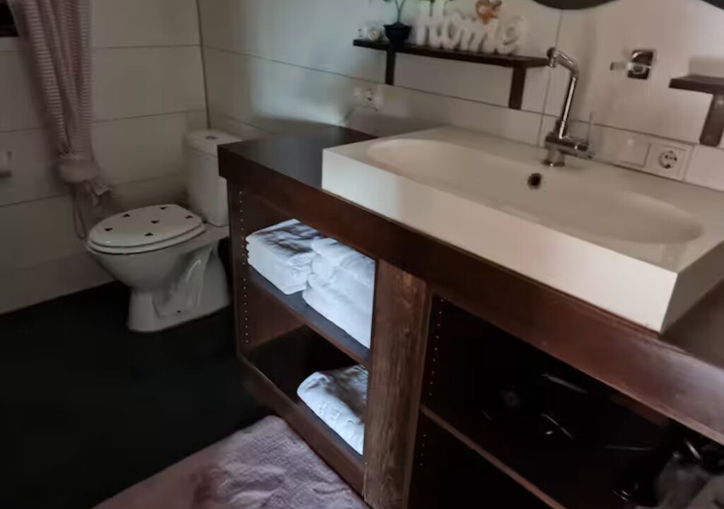 Photo of Bathroom in Windorf