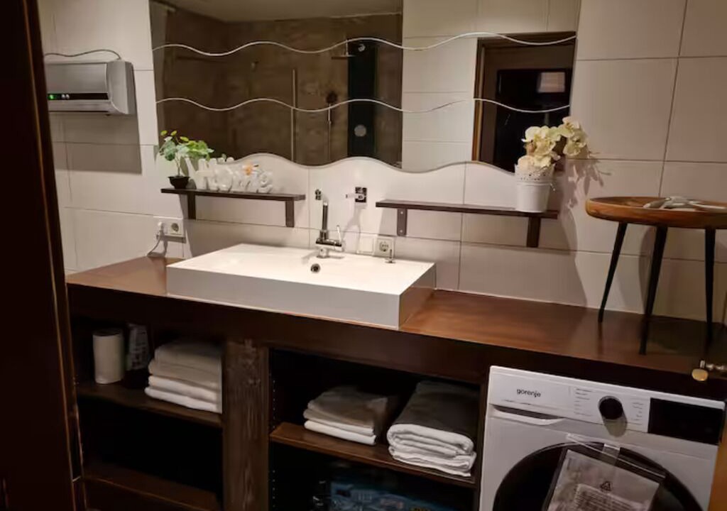 Photo of Bathroom in Windorf