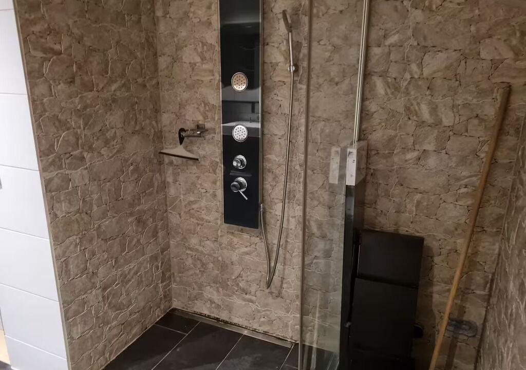 Photo of Bathroom in Windorf