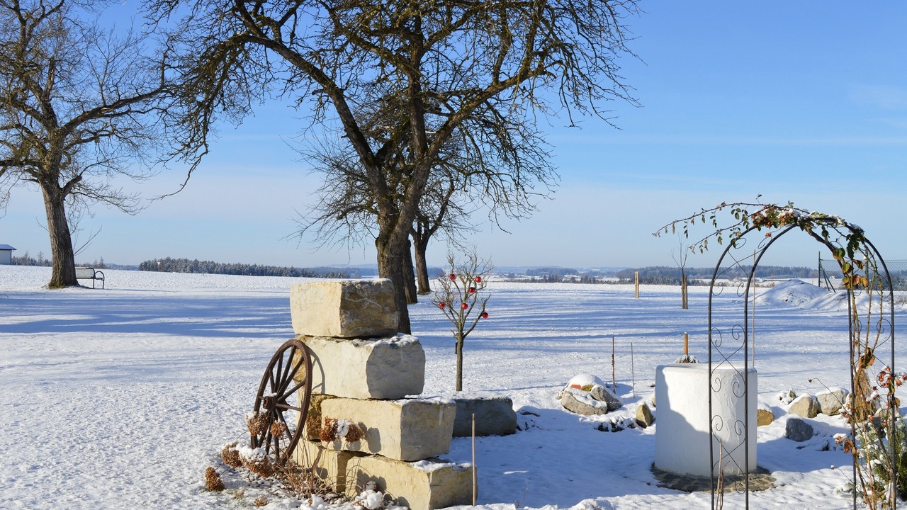 Photo of Outdoor in Tacherting