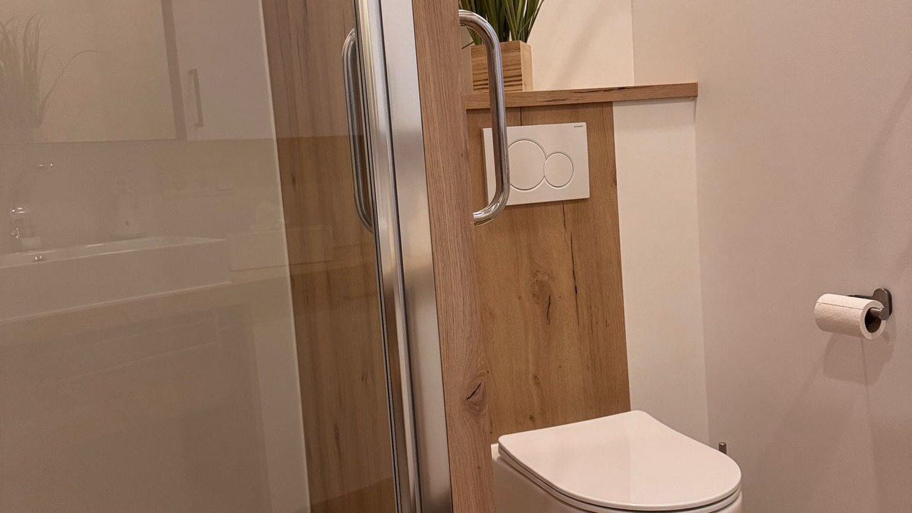Photo of Bathroom in Winkl