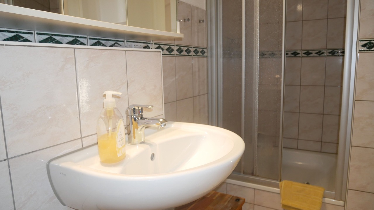Photo of Bathroom in Neeberg