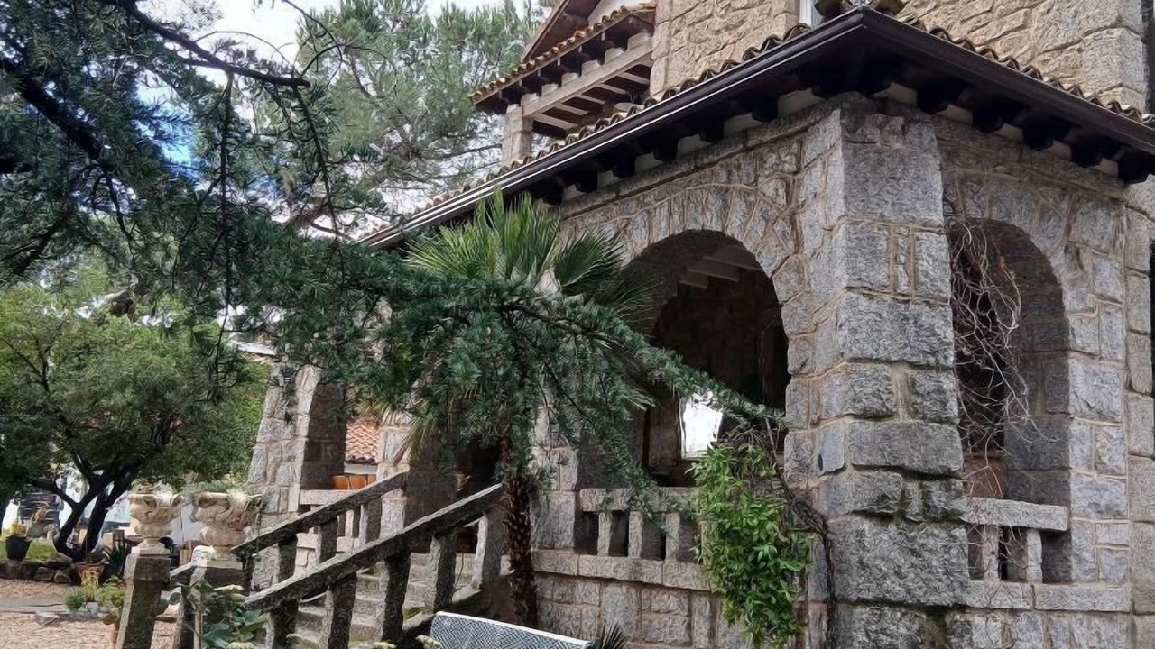 Photo of Others in Mirasierra