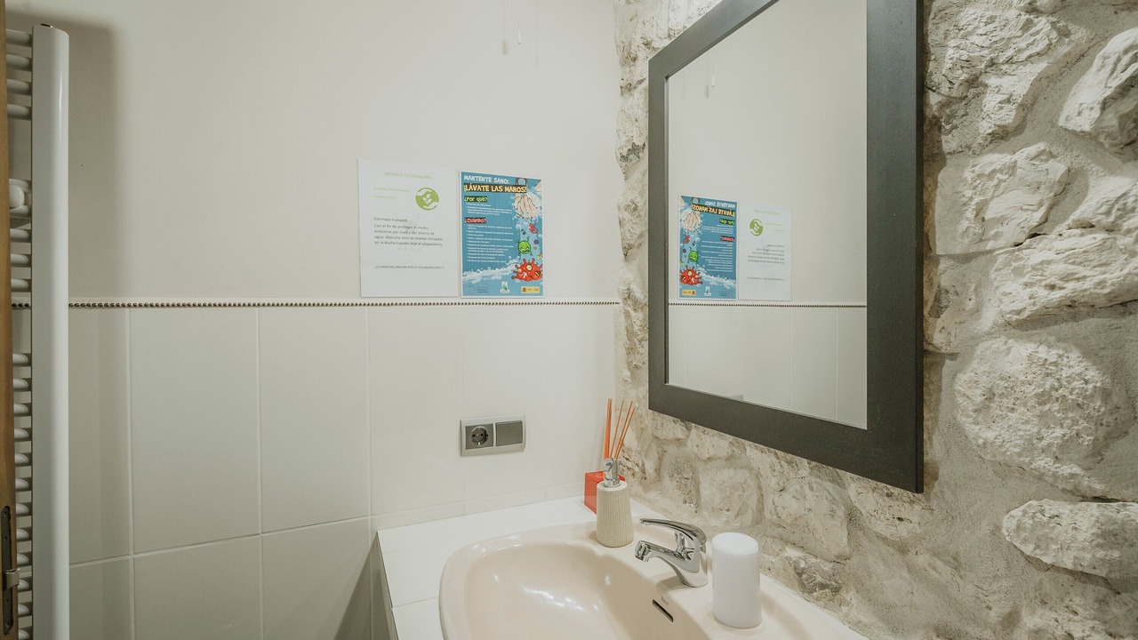 Photo of Bathroom in Frumales