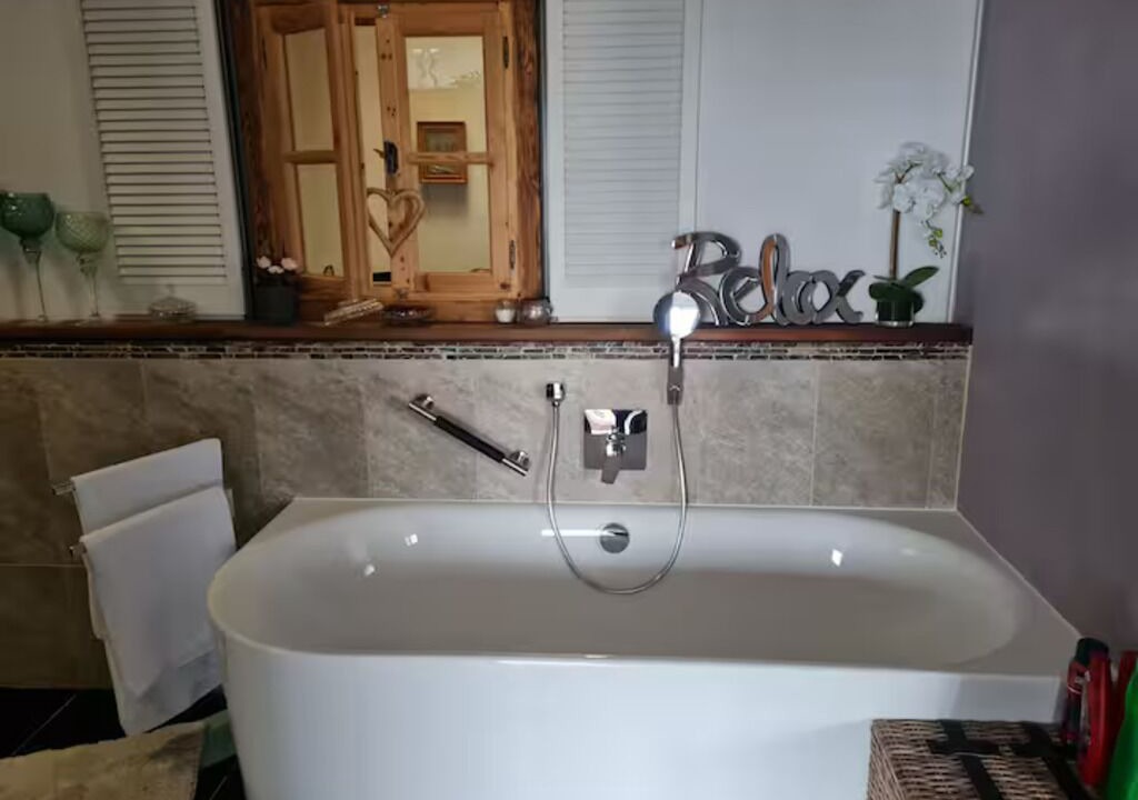 Photo of Bathroom in Bad Fuessing