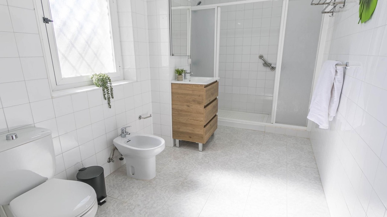 Photo of Bathroom in Orgiva